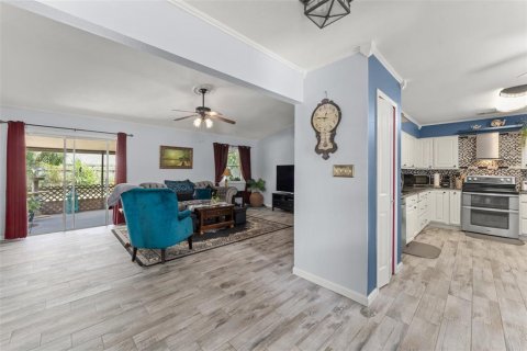 House in Ocoee, Florida 3 bedrooms, 127.37 sq.m. № 1870386 - photo 6