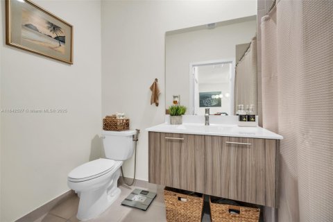 Купить кондоминиум в Дорал, Флорида 1 комната, 105.44м2, № 1836638 - фото 18