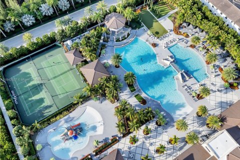 Купить кондоминиум в Дорал, Флорида 1 комната, 105.44м2, № 1836638 - фото 26