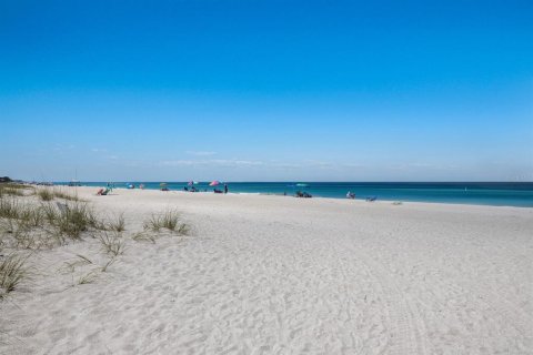 Condominio en venta en Bradenton Beach, Florida, 1 dormitorio, 54.81 m2 № 2202514 - foto 26