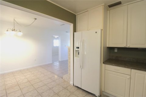 Снять в аренду виллу или дом в Сарасота, Флорида 1 комната, 107.02м2, № 1643287 - фото 4