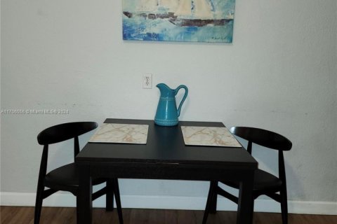 Appartement à louer à Fort Lauderdale, Floride: 2 chambres, 233.28 m2 № 1867986 - photo 10