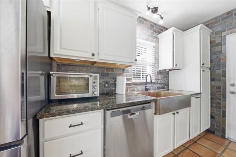 Casa en venta en Orlando, Florida, 4 dormitorios, 161.65 m2 № 2227514 - foto 25