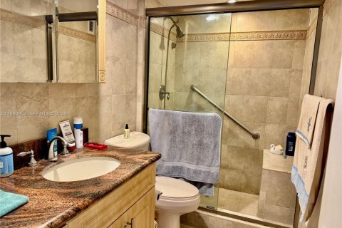 Купить кондоминиум в Майами-Бич, Флорида 1 спальня, 87.51м2, № 2044188 - фото 4