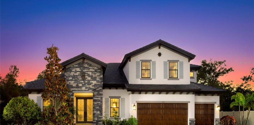 Casa en Brandon, Florida 5 dormitorios, 362.23 m2 № 1746553