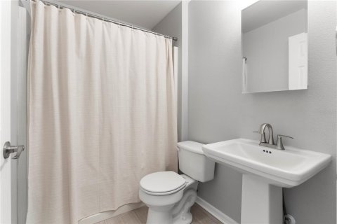 House in Oviedo, Florida 3 bedrooms, 117.43 sq.m. № 1835473 - photo 18