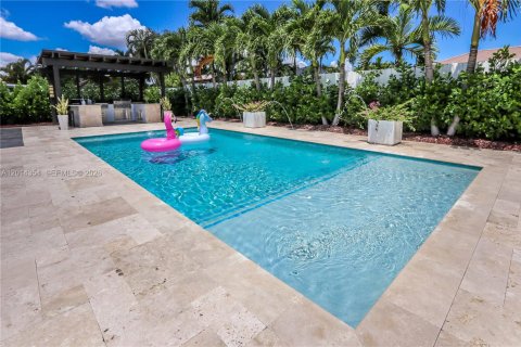 Villa ou maison à vendre à Miami, Floride: 4 chambres, 195.19 m2 № 2076418 - photo 12