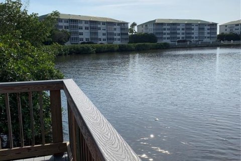 Condo in Punta Gorda, Florida, 3 bedrooms  № 1657115 - photo 28