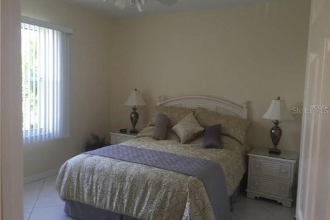 Condo in Punta Gorda, Florida, 3 bedrooms  № 1657115 - photo 12