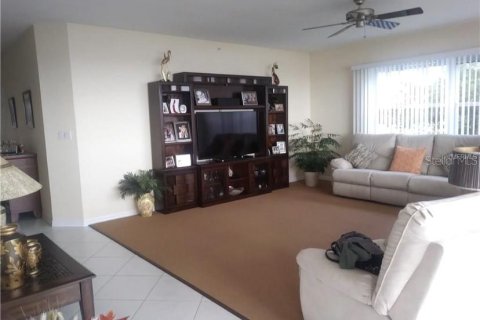 Condo in Punta Gorda, Florida, 3 bedrooms  № 1657115 - photo 3