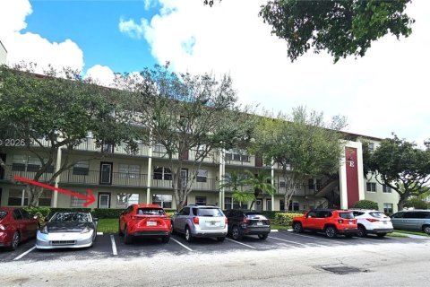 Condominio en Pembroke Pines, Florida, 2 dormitorios № 2089548