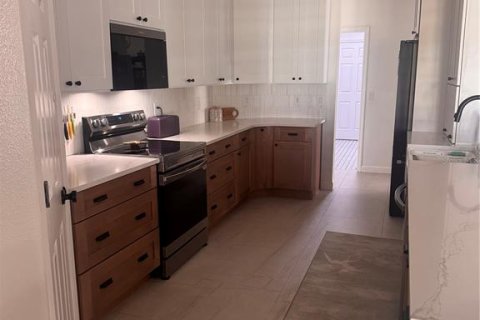 Villa ou maison à vendre à Valrico, Floride: 4 chambres, 211.45 m2 № 2388383 - photo 6