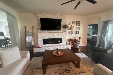 Villa ou maison à vendre à Valrico, Floride: 4 chambres, 211.45 m2 № 2388383 - photo 3