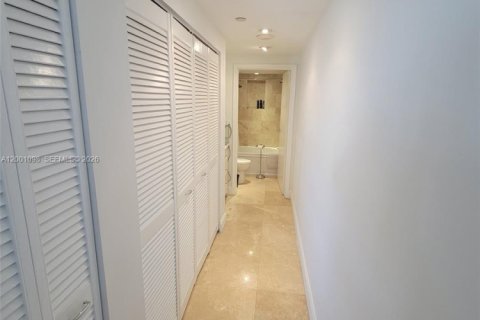 Купить кондоминиум в Майами-Бич, Флорида 1 спальня, 99.87м2, № 2066391 - фото 14