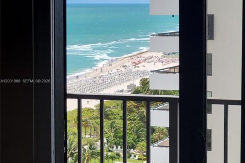 Купить кондоминиум в Майами-Бич, Флорида 1 спальня, 99.87м2, № 2066391 - фото 17