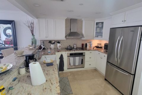 Купить кондоминиум в Майами-Бич, Флорида 1 спальня, 99.87м2, № 2066391 - фото 4