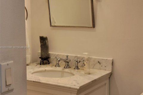 Купить кондоминиум в Майами-Бич, Флорида 1 спальня, 99.87м2, № 2066391 - фото 21