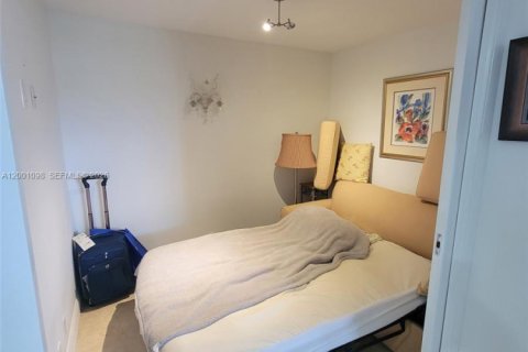 Купить кондоминиум в Майами-Бич, Флорида 1 спальня, 99.87м2, № 2066391 - фото 20