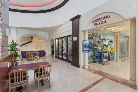 Hôtel, hôtellerie à vendre à Sunny Isles Beach, Floride: 33.44 m2 № 1964889 - photo 20