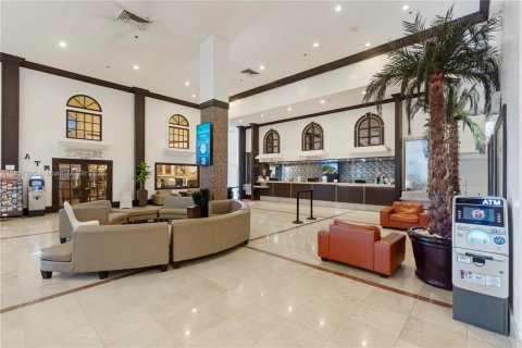 Hôtel, hôtellerie à vendre à Sunny Isles Beach, Floride: 33.44 m2 № 1964889 - photo 19