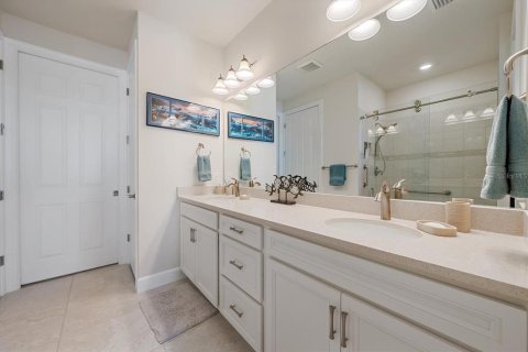Villa ou maison à vendre à Lakewood Ranch, Floride: 2 chambres, 146.23 m2 № 2434510 - photo 22