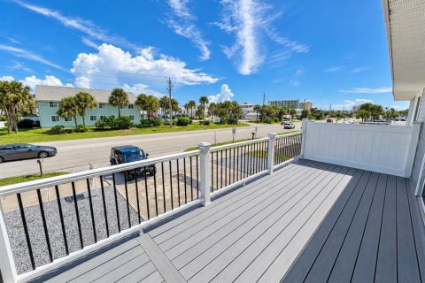 Appartement à louer à New Smyrna Beach, Floride: 2 chambres, 95.32 m2 № 2420124 - photo 3