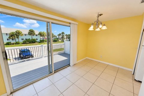 Appartement à louer à New Smyrna Beach, Floride: 2 chambres, 95.32 m2 № 2420124 - photo 5