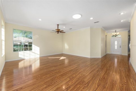 House in Ocala, Florida 3 bedrooms, 225.29 sq.m. № 2095034 - photo 9