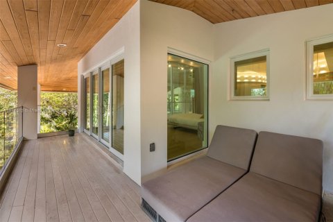 Villa ou maison à vendre à Coral Gables, Floride: 5 chambres, 648.27 m2 № 1972635 - photo 25