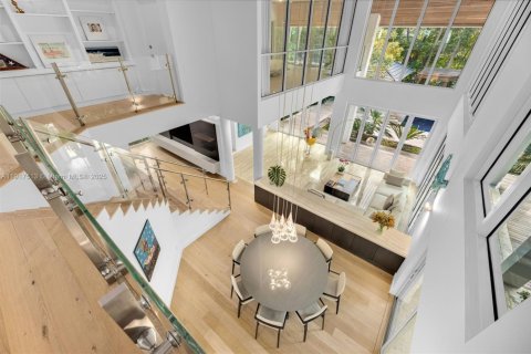 Villa ou maison à vendre à Coral Gables, Floride: 5 chambres, 648.27 m2 № 1972635 - photo 18