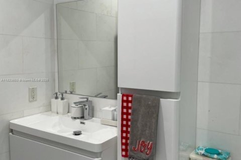 Copropriété à vendre à Miami, Floride: 1 chambre, 73.76 m2 № 1938137 - photo 12