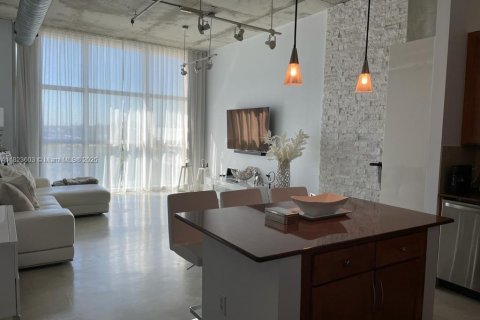 Copropriété à vendre à Miami, Floride: 1 chambre, 73.76 m2 № 1938137 - photo 3