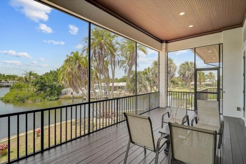 House in Osprey, Florida 3 bedrooms, 238.94 sq.m. № 2226556 - photo 10