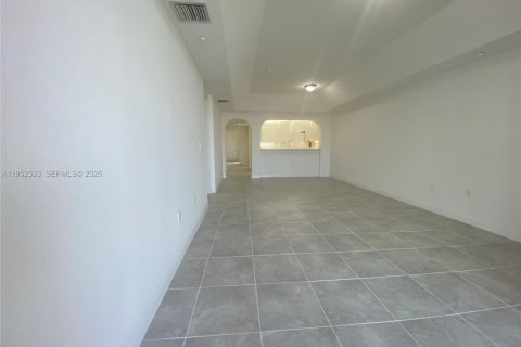 Снять в аренду кондоминиум в Дорал, Флорида 3 спальни, 158.86м2, № 2006712 - фото 17