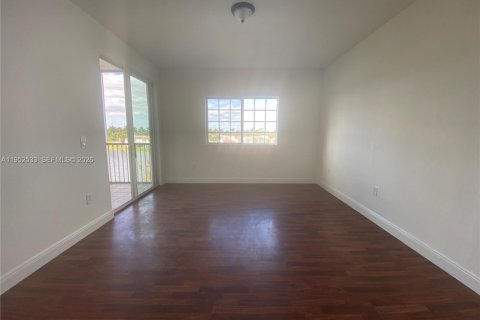 Снять в аренду кондоминиум в Дорал, Флорида 3 спальни, 158.86м2, № 2006712 - фото 19