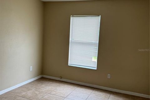 Casa en alquiler en Poinciana, Florida, 4 dormitorios, 145.21 m2 № 1817806 - foto 6
