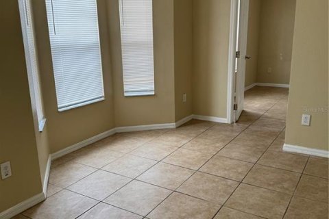 Casa en alquiler en Poinciana, Florida, 4 dormitorios, 145.21 m2 № 1817806 - foto 5