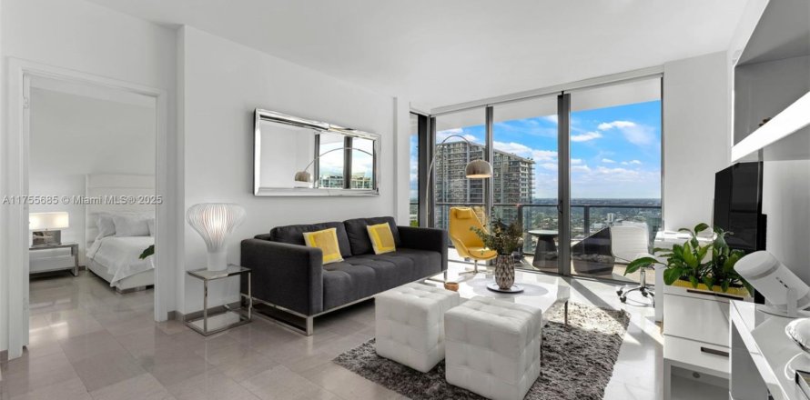 Condominio en Miami, Florida, 1 dormitorio № 1706361