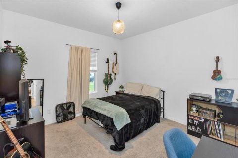 Villa ou maison à vendre à Deltona, Floride: 4 chambres, 176.79 m2 № 2208160 - photo 17