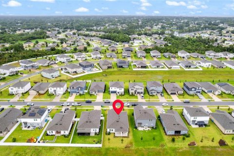 Villa ou maison à vendre à Deltona, Floride: 4 chambres, 176.79 m2 № 2208160 - photo 27