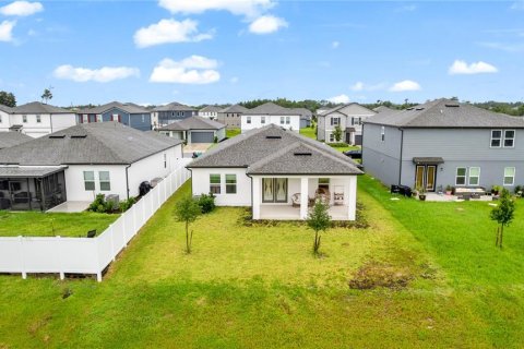 Villa ou maison à vendre à Deltona, Floride: 4 chambres, 176.79 m2 № 2208160 - photo 25