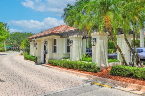 House in Weston, Florida 4 bedrooms, 186.92 sq.m. № 1783567 - photo 3