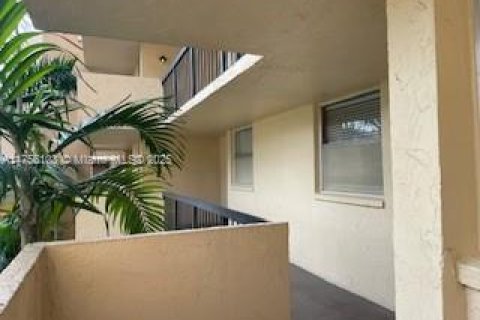 Condominio en venta en Lauderhill, Florida, 3 dormitorios, 147.06 m2 № 1860178 - foto 4