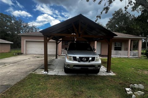House in Ocala, Florida 3 bedrooms, 191.38 sq.m. № 1888638 - photo 13