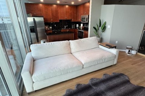 Condo in Tampa, Florida, 1 bedroom  № 1824719 - photo 13