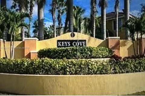 Condo in Homestead, Florida, 3 bedrooms № 1959242 - photo 2