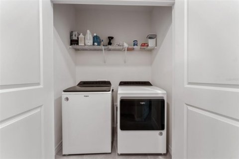 Townhouse in Wesley Chapel, Florida 3 bedrooms, 155.43 sq.m. № 1637377 - photo 28