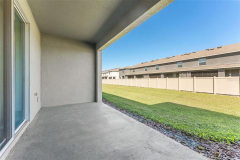 Townhouse in Wesley Chapel, Florida 3 bedrooms, 155.43 sq.m. № 1637377 - photo 30