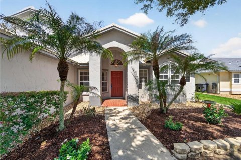 House in Lakeland, Florida 4 bedrooms, 274.06 sq.m. № 2156628 - photo 3