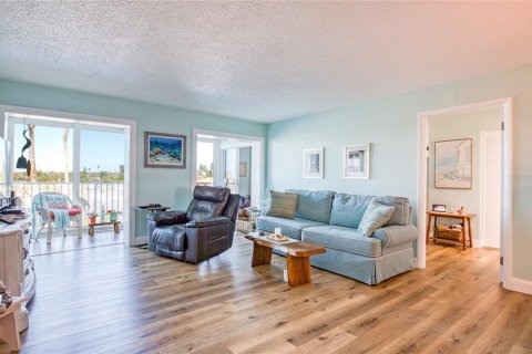 Condominio en venta en Largo, Florida, 2 dormitorios, 102.19 m2 № 2204949 - foto 12